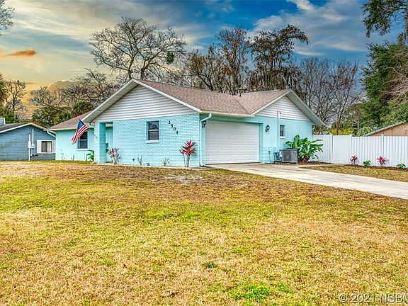 2nd image of 2504 Vista Palm Dr