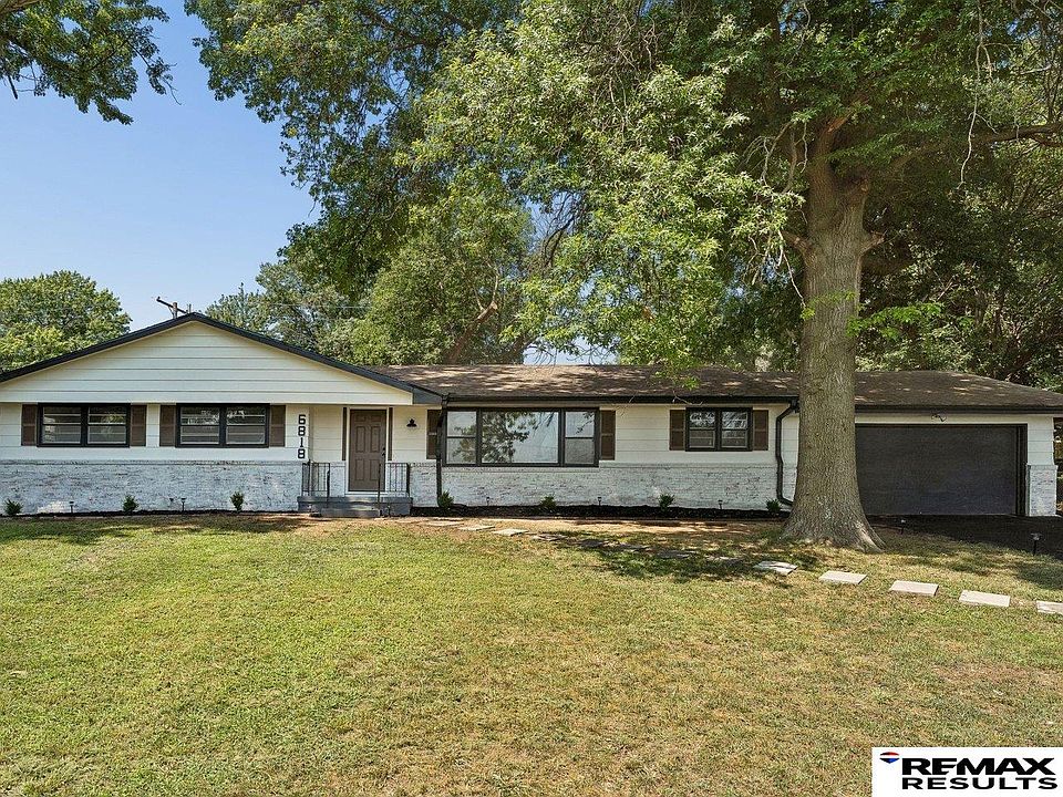 1st image of 6818 N 51st St