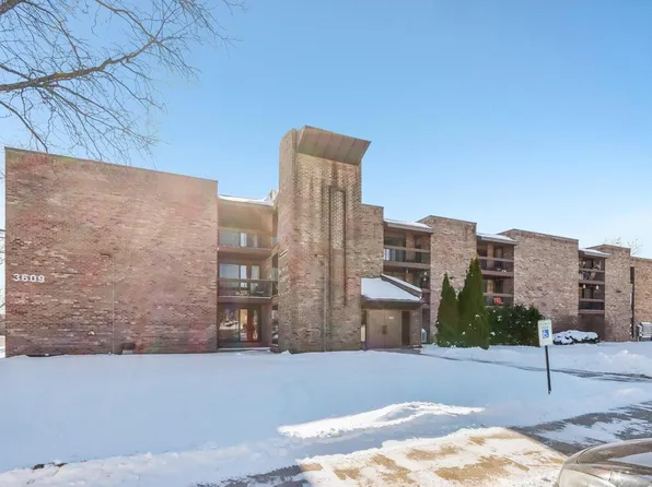 3609 North Tucker PLACE #307, Milwaukee, WI 53222