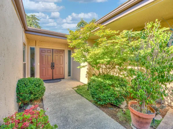 5322 N Colonial Ave APT 101, Fresno, CA 93704