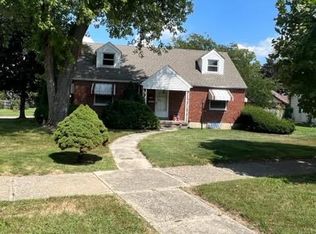 1137 Croyden Dr, Dayton, OH 45420