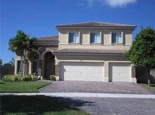 22162 SW 95th Pl, Cutler Bay, FL 33190