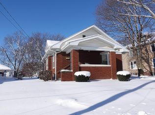 160 Olive St, Galesburg, IL 61401