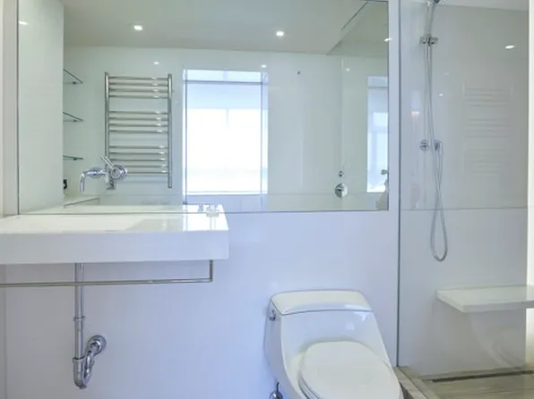 110 East 71st Street image 7 of 14