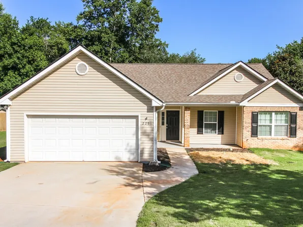 229 Clearwater Dr, Monroe, GA 30655
