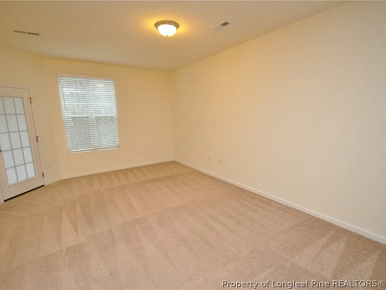 643 Briarcliff St — Photo 17