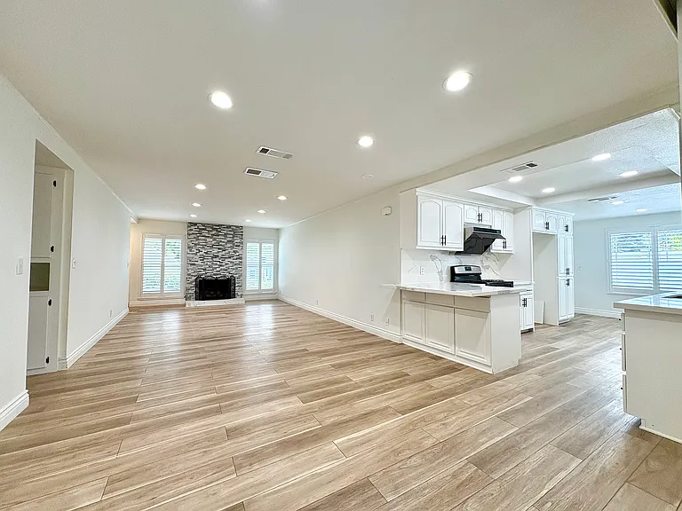 2249 Evergreen Springs Dr — Photo 7