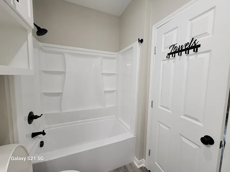 112 Coralee Ln — Photo 13