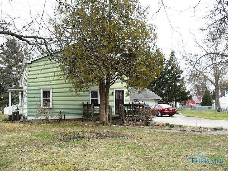 2nd image of 4405 May Dr