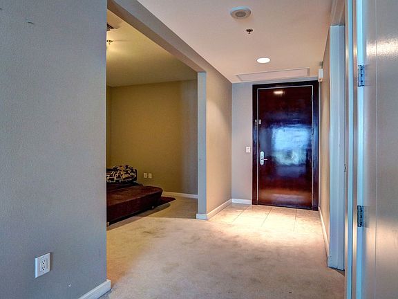 3rd image of 4525 Dean Martin Dr Unit 1907