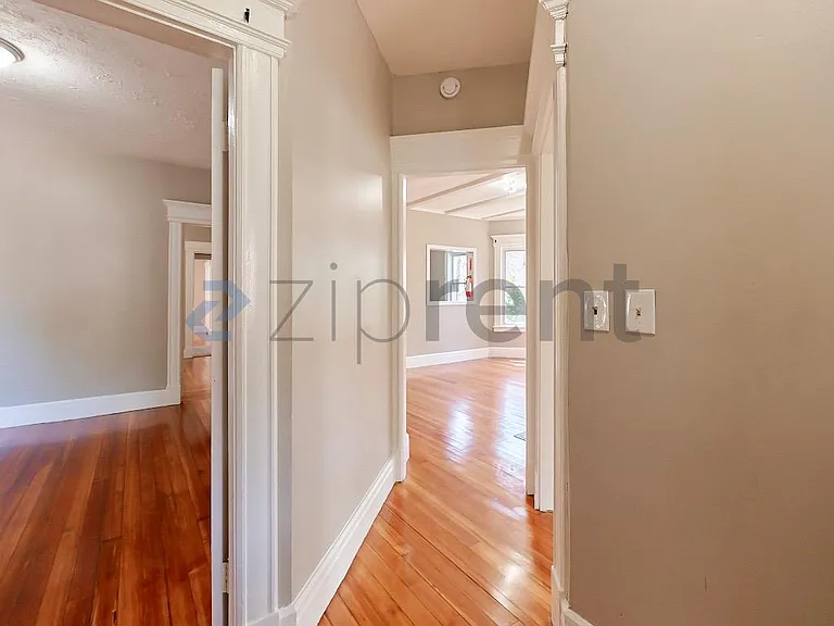 30 Forest Park Ave #1 — Photo 3