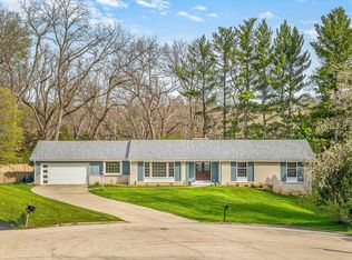 2509 Driftwood Ln, Rockford, IL 61107