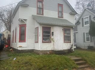 738 Olympia St SW, Grand Rapids, MI 49503