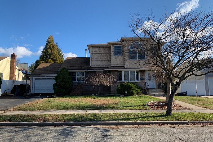 1st image of 15 Crown St