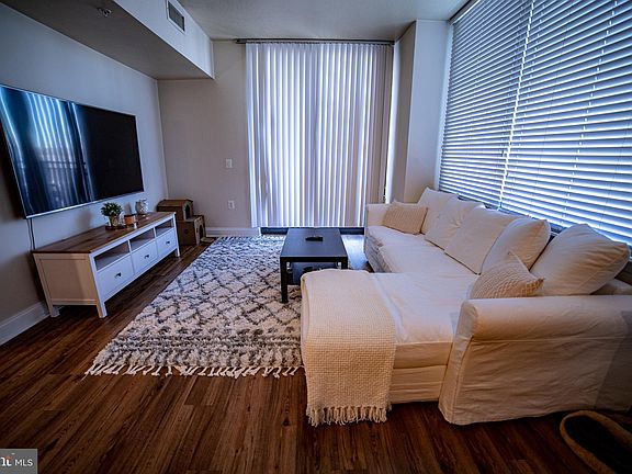 3rd image of 2451 Midtown Ave APT 613