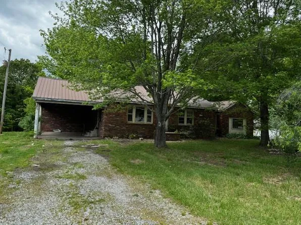 196 French Dr, Benton, KY 42025