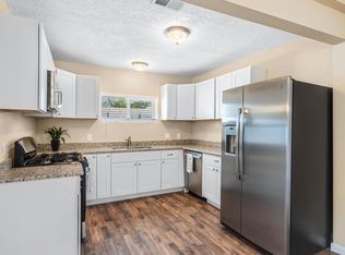 5709 Bluewater Rd NW, Albuquerque, NM 87105