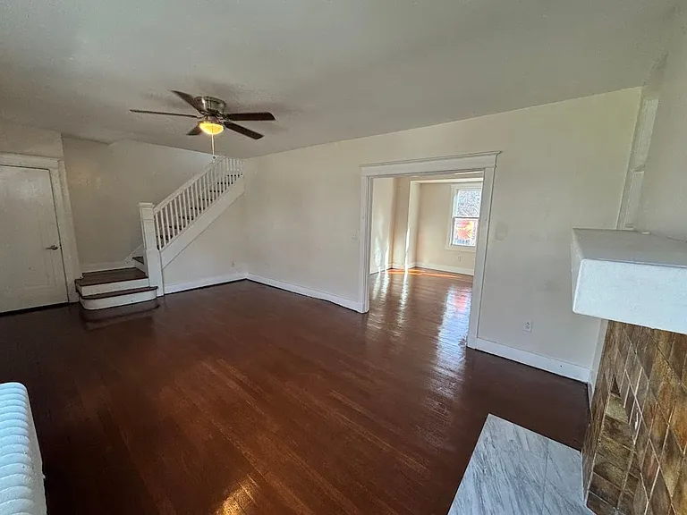 Beacon Houses — Photo 37