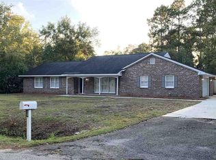 114 University Dr, Conway, SC 29526