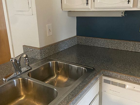 5th image of 590 N Logan St APT 302