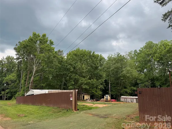 3721 Henderson St #19, Denver, NC 28037