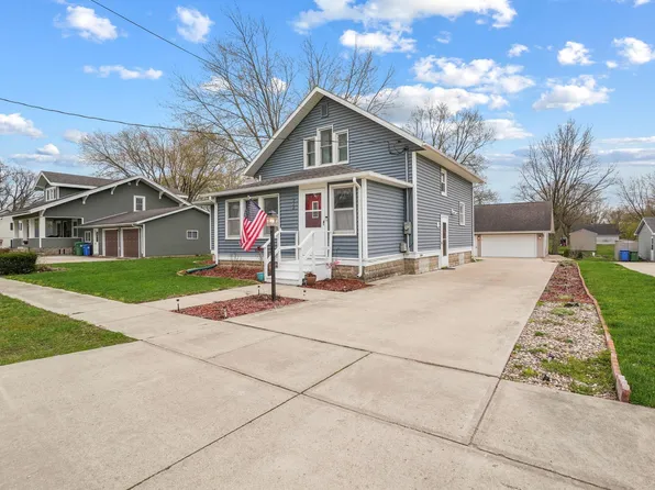 210 W South St, Shell Rock, IA 50670