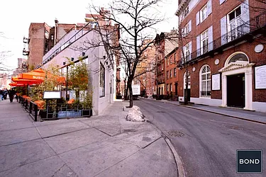 Rented by Bond New York