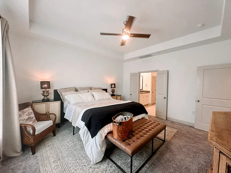 Large primary room with room for sitting area