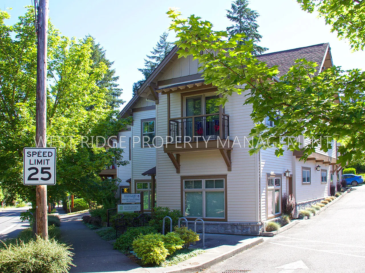 2 bed, 1.5 bath, 1044 sqft, $1,725 — Photo 1