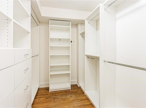 5th image of 229 Ward Pkwy APT 501B
