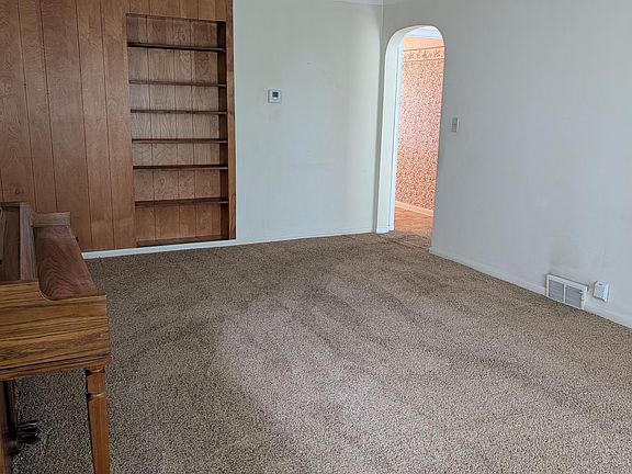 3rd image of 515 9th Ave