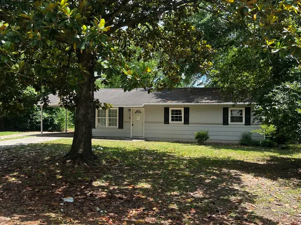 908 Crestwood Ter, Warner Robins, GA 31088