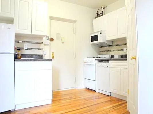 Rented by Morgan Rose Realty LLC | media 18