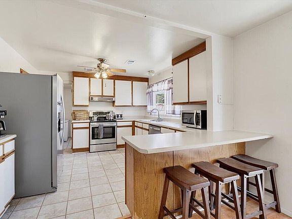 5th image of 2326 Stevens Dr NE