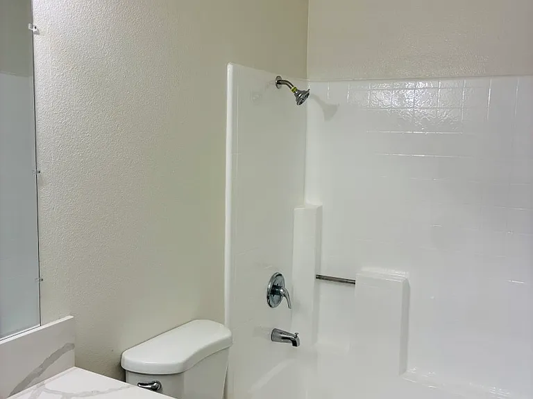 1210 S Sharon Cir #101 — Photo 16