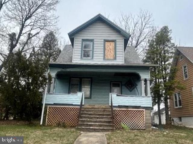 1st image of 610 Tunbridge Rd