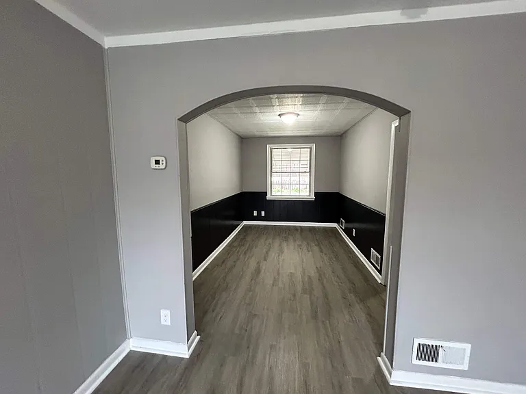 609 Aldworth Rd — Photo 8