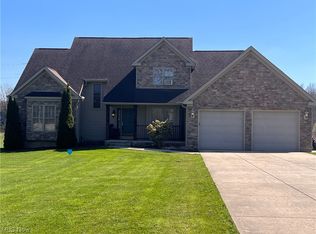 6864 Merwin Chase Rd, Brookfield, OH 44403