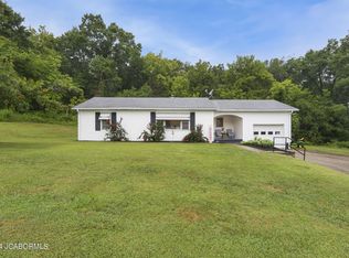 2530 Tanner Bridge Rd, Jefferson City, MO 65101
