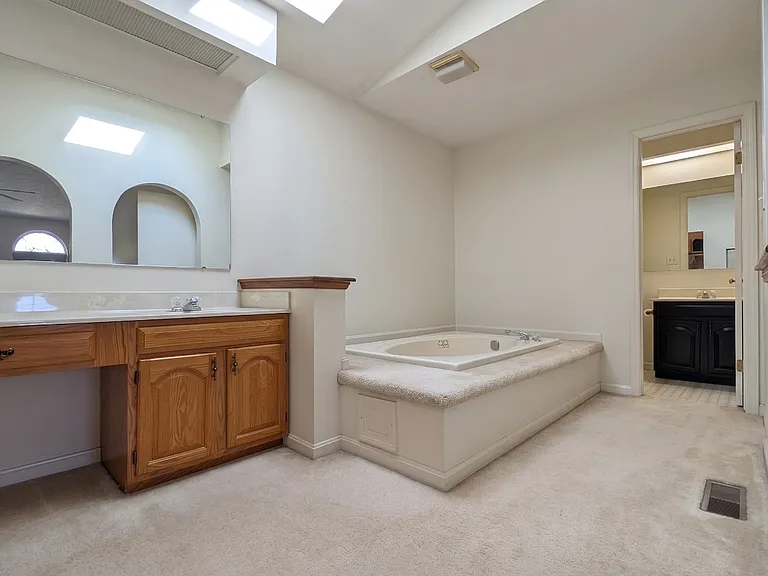 3129 Westwind Dr — Photo 20