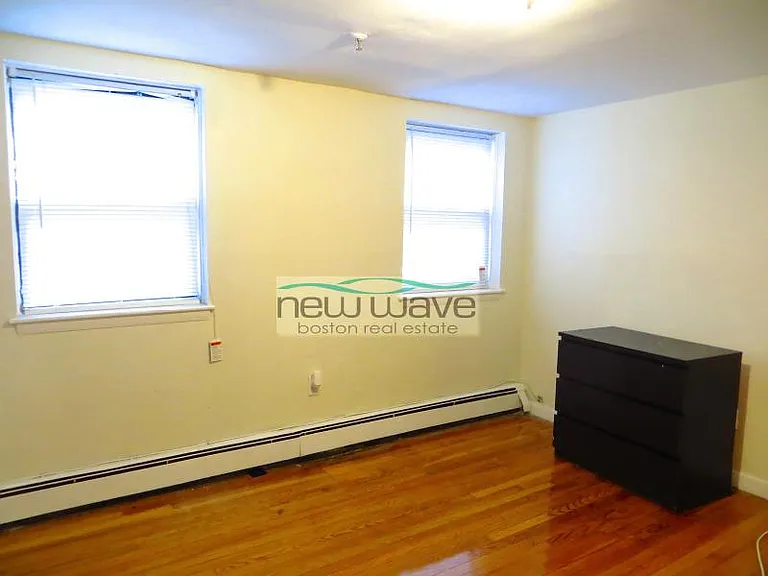 56 Queensberry St #G3 — Photo 8