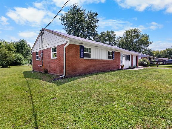 4th image of 53 Sutton Ln