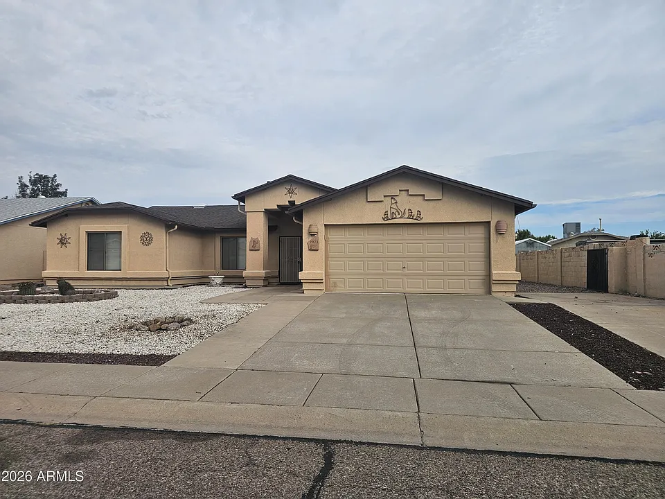 2973 Golden Eagle Dr