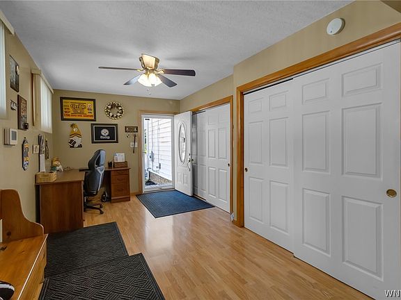 3rd image of 279 W Ontario St