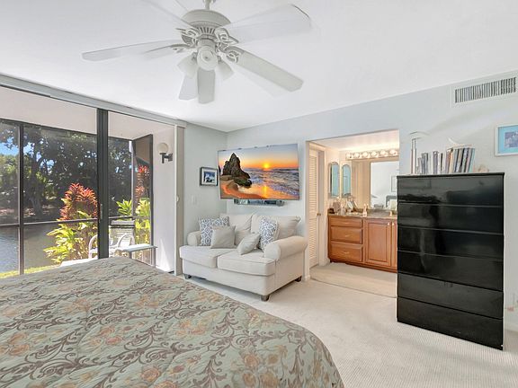 4th image of 3705 Bridgewood Dr