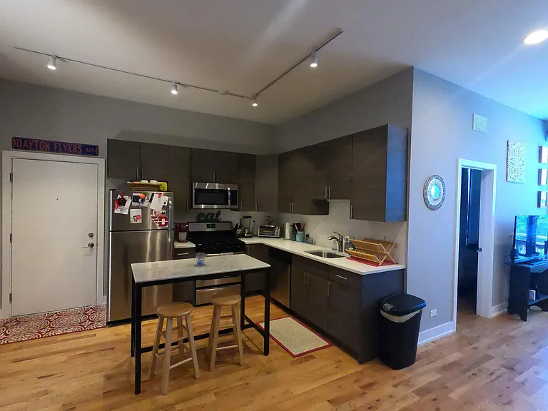 1355 N Milwaukee Ave #303 — Photo 2