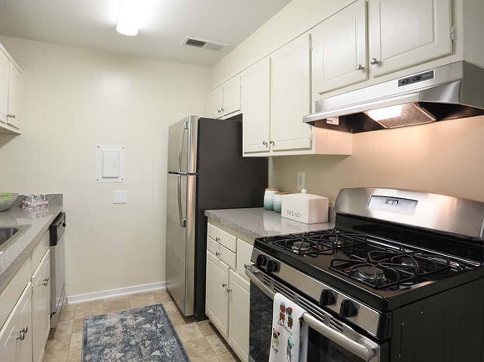 Winterthur Apartment Rentals Reston, VA Zillow
