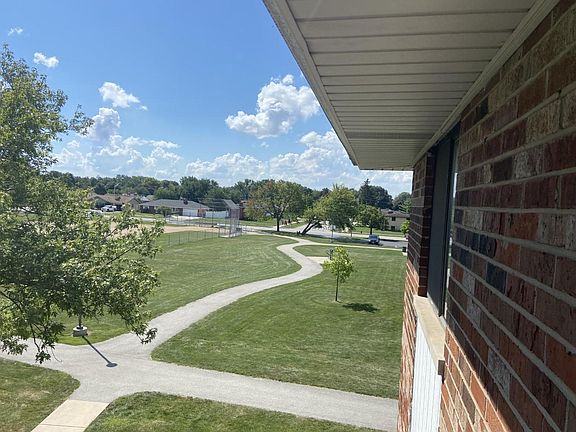 3rd image of 8860 S Mobile Ave #3B