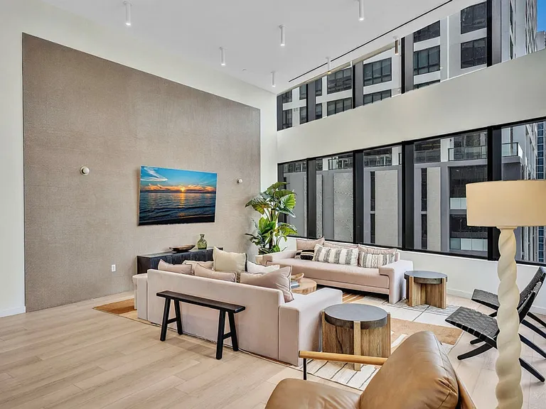 Building's Lounge