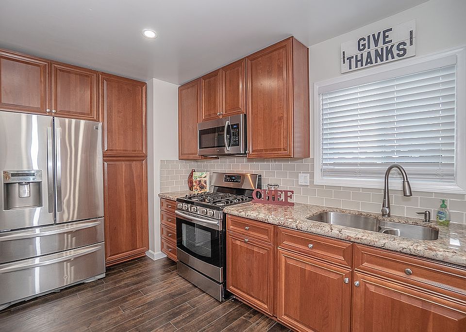 2nd image of 7341 El Cielo Cir
